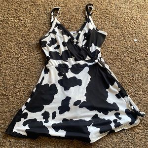 Stilettos cow print romper size S